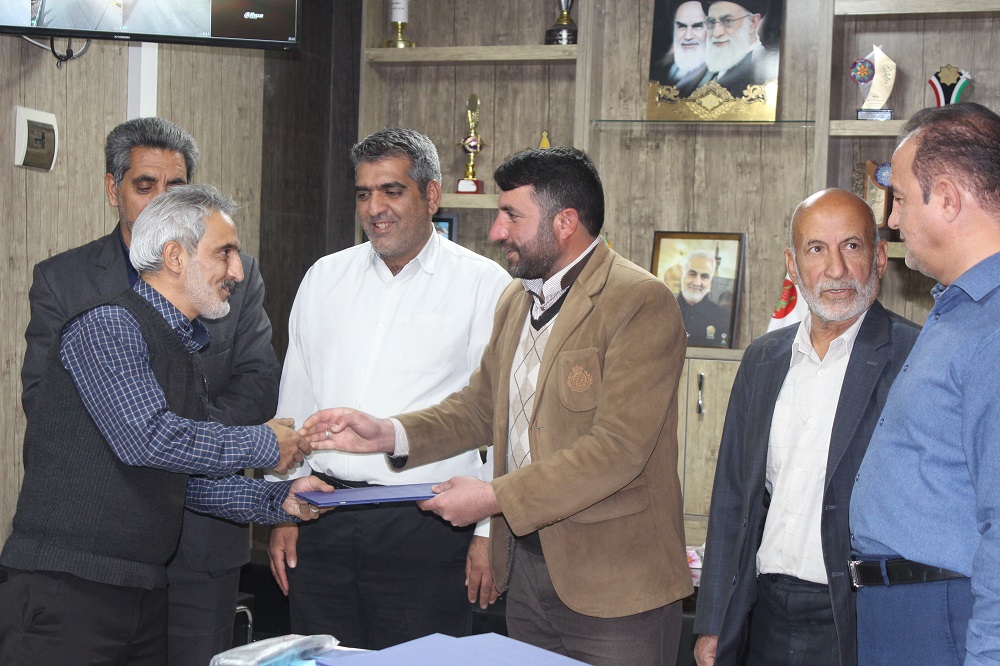 گرامیداشت ولادت با سعادت مولای متقیان حضرت علی (علیه السلام) و روز پدر